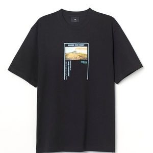 H&M CoolMax Relaxed Fit T-Shirt - L